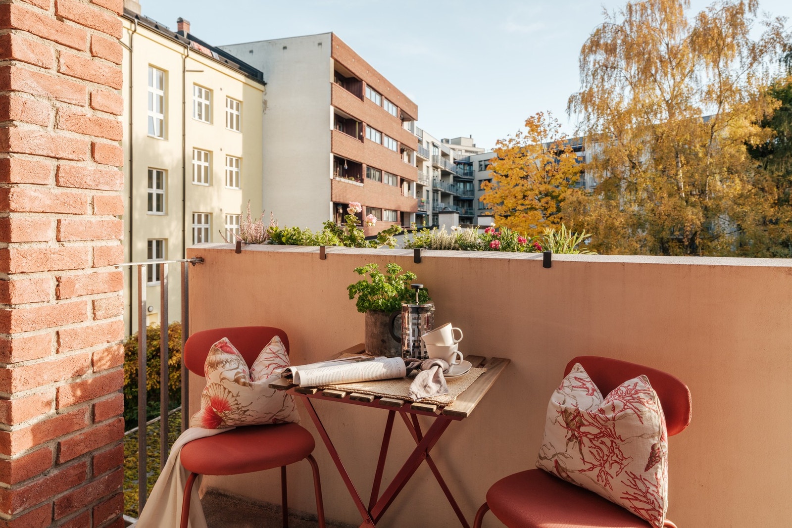 Sol på starten av dagen frem til ca. kl 13.30 på sommerhalvåret Galleribilde