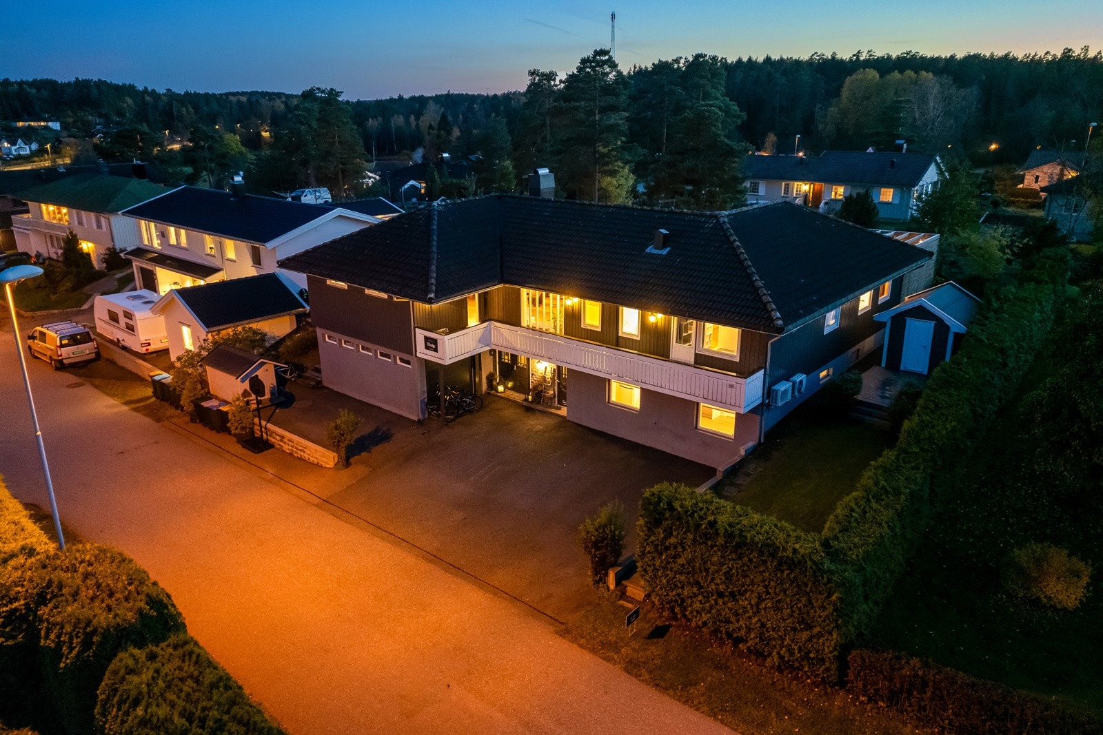 PrivatMegleren Tønsberg v/ Christoffer Fischer har gleden av å presentere Hårkollveien 88. Galleribilde