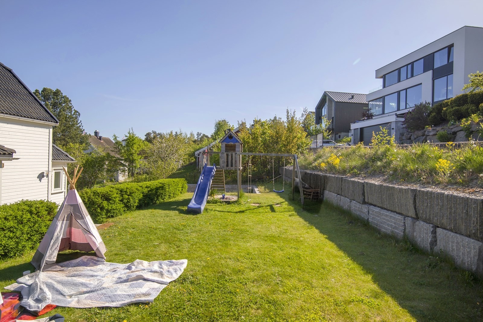 Uteområdet er vestvendtorientert Galleribilde