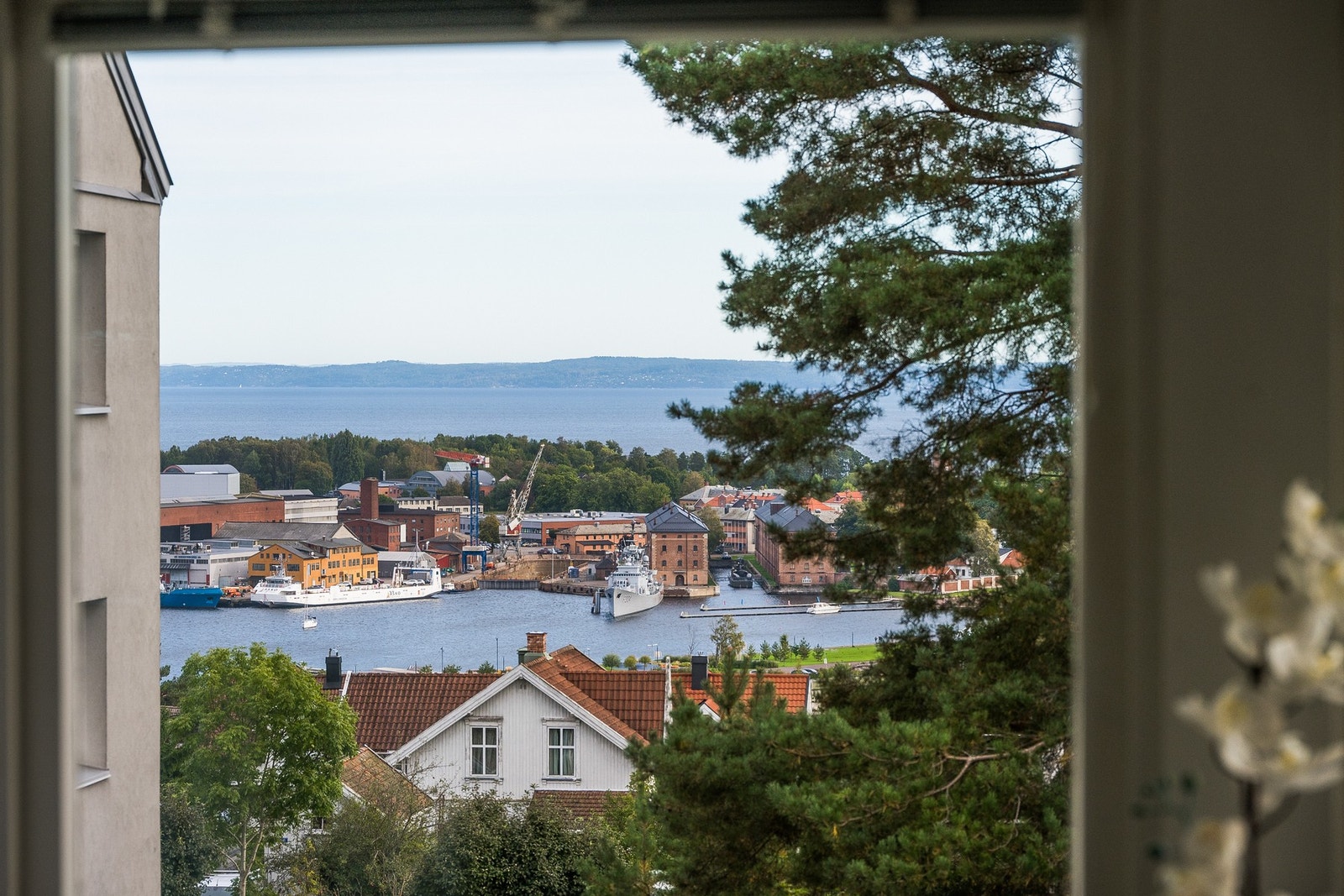 Og motsatt vei mot Karljohansvern Galleribilde