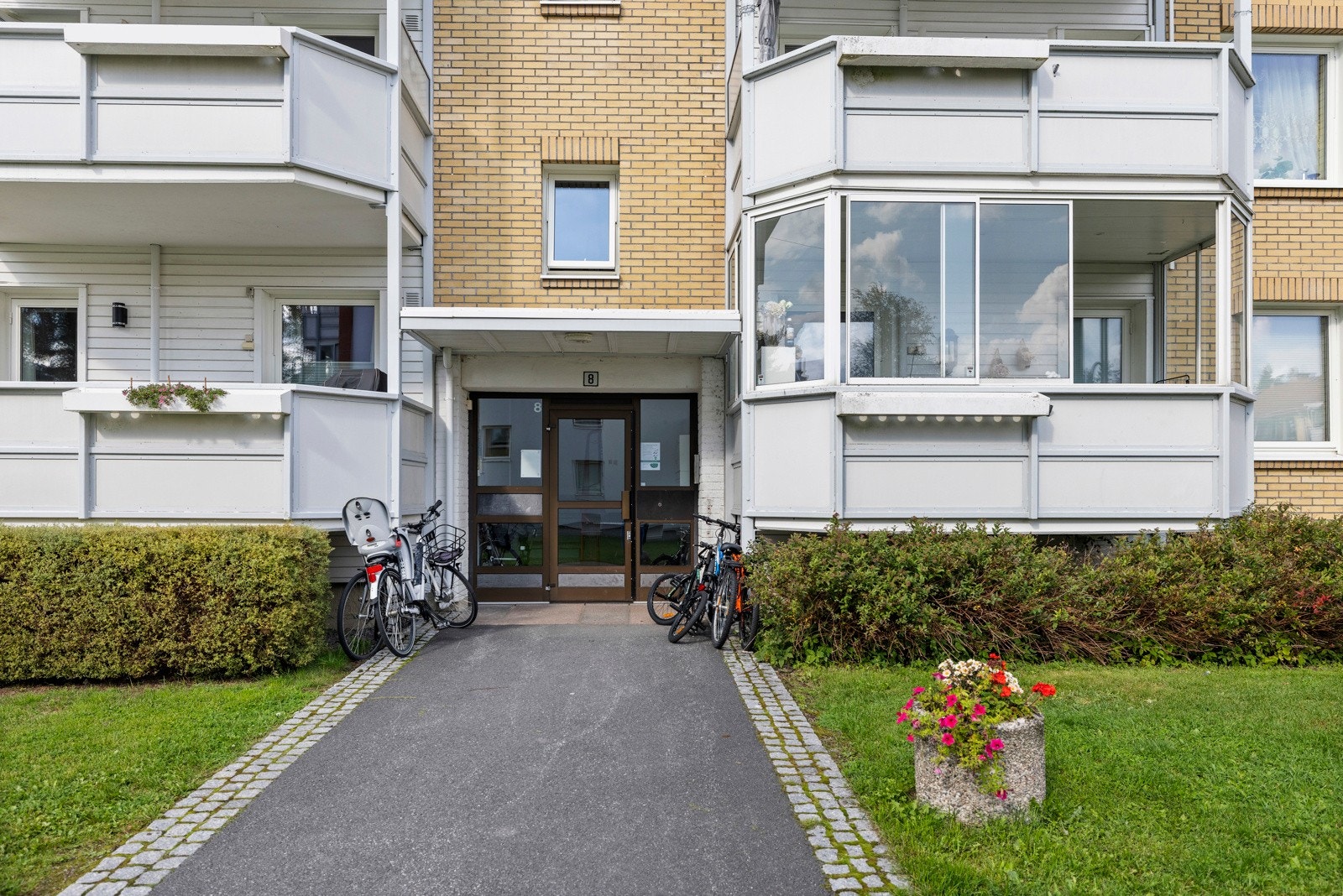 Hyggelig inngangsparti. Galleribilde