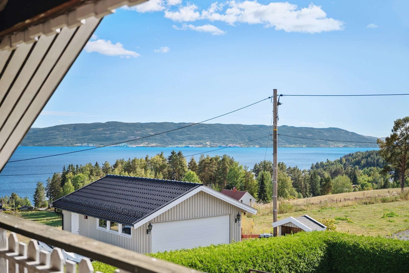 - Her kan du nyte den vakre utsikten i all slags vær - Galleribilde