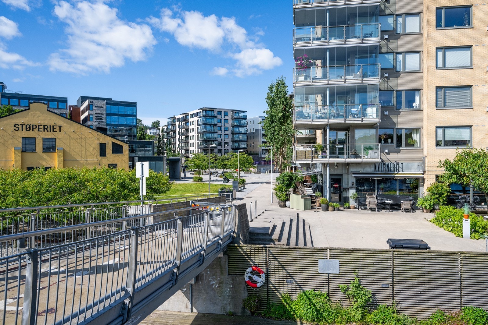 Nærområdet med Støperiet kulturhus. Galleribilde