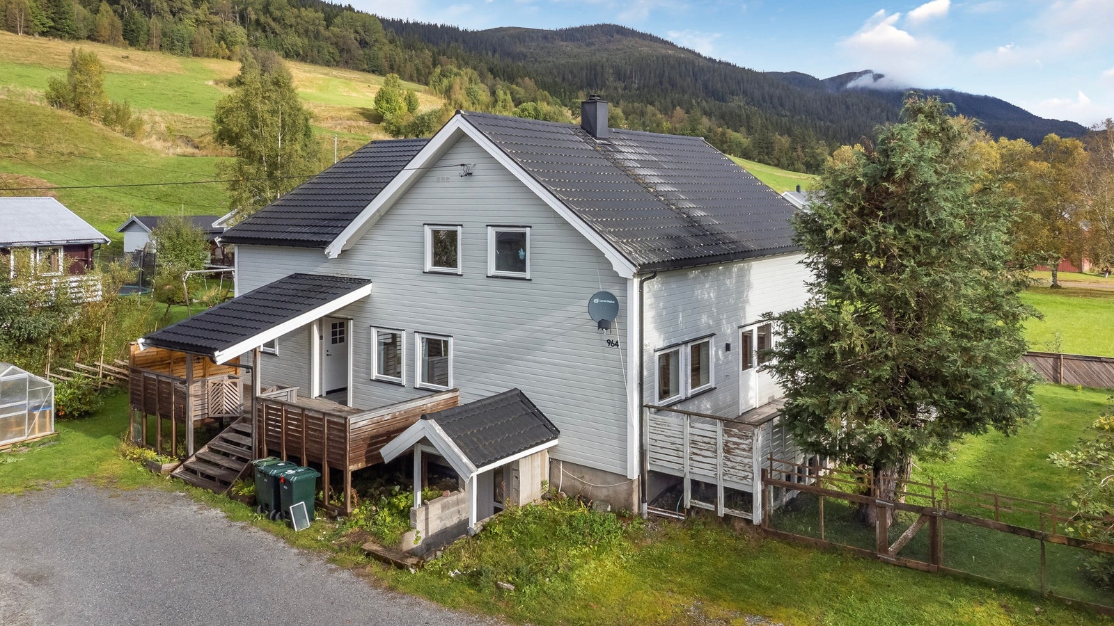 EiendomsMegler 1 ved Amandus Sagøy Rindsem har gleden av å presentere Skaugdalsveien 964! Galleribilde