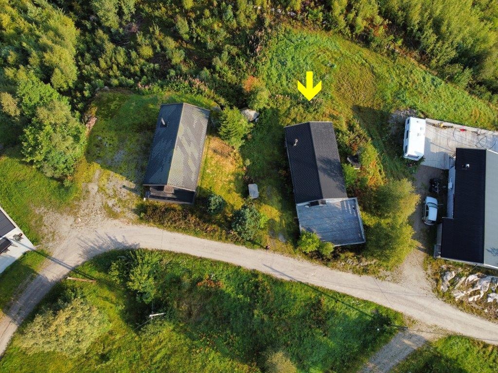 Oversikt tomt og bygning Galleribilde