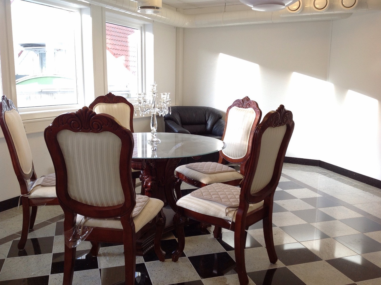 GRUPPEROM Galleribilde