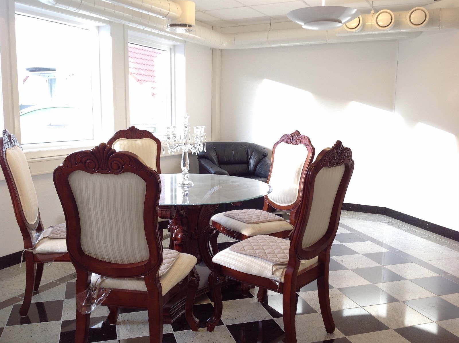 GRUPPEROM Galleribilde