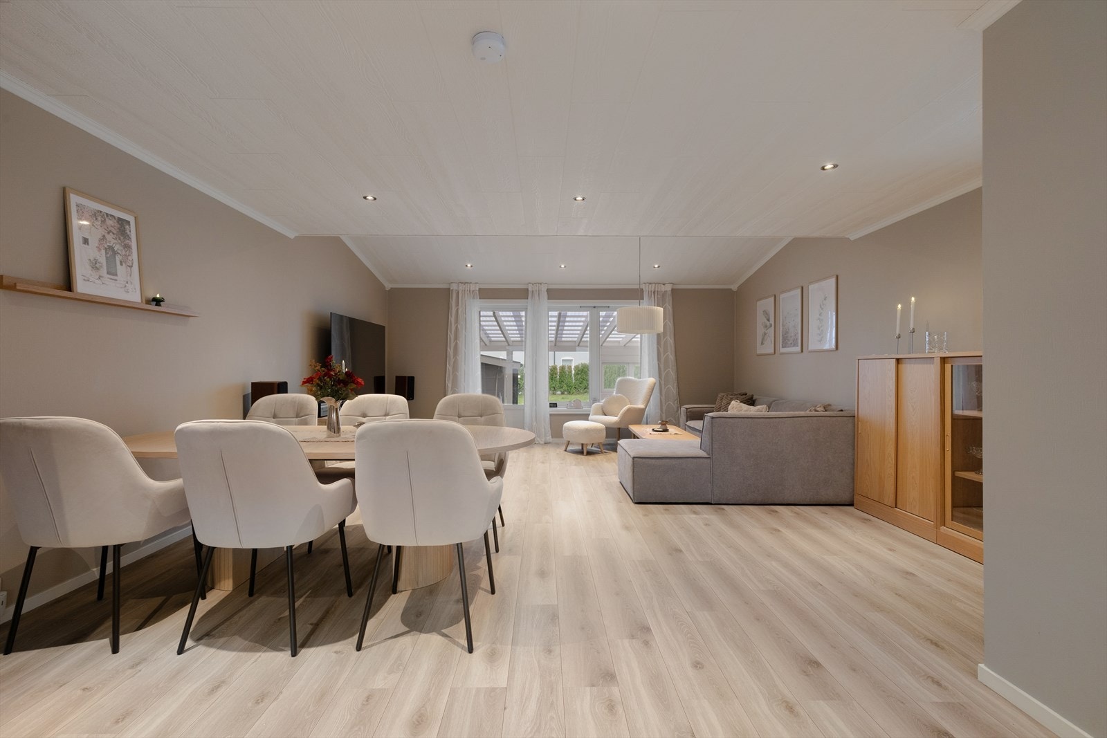 Garanti Indre Sogn v/ Malin Låksrud Øyre har gleda av å presentere Farnesvegen 20A - Galleribilde