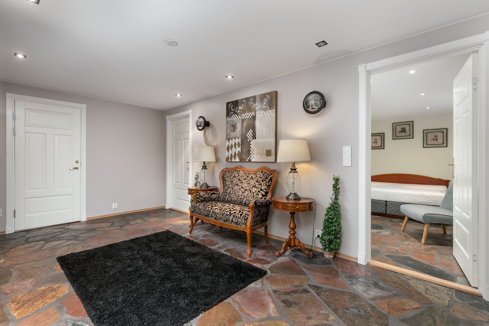 Gang - kjelleretasjen Galleribilde