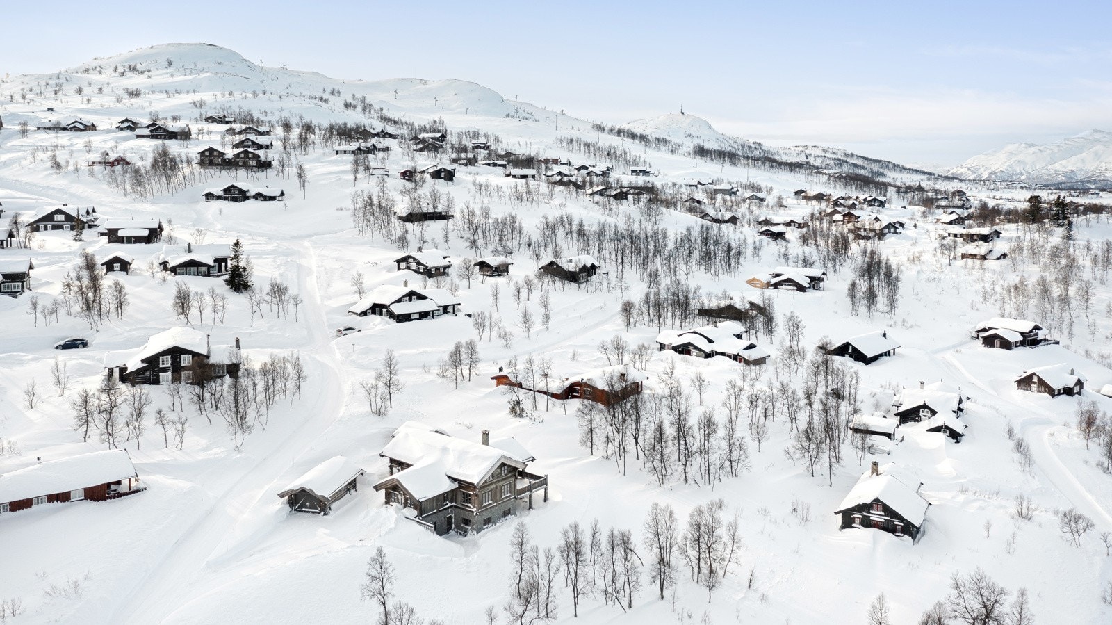 I umiddelbar nærhet fra hytta ligger Silkedalen, preparerte langrennsløyper på 150 km, eventyrlige turområder og fiskevann Galleribilde