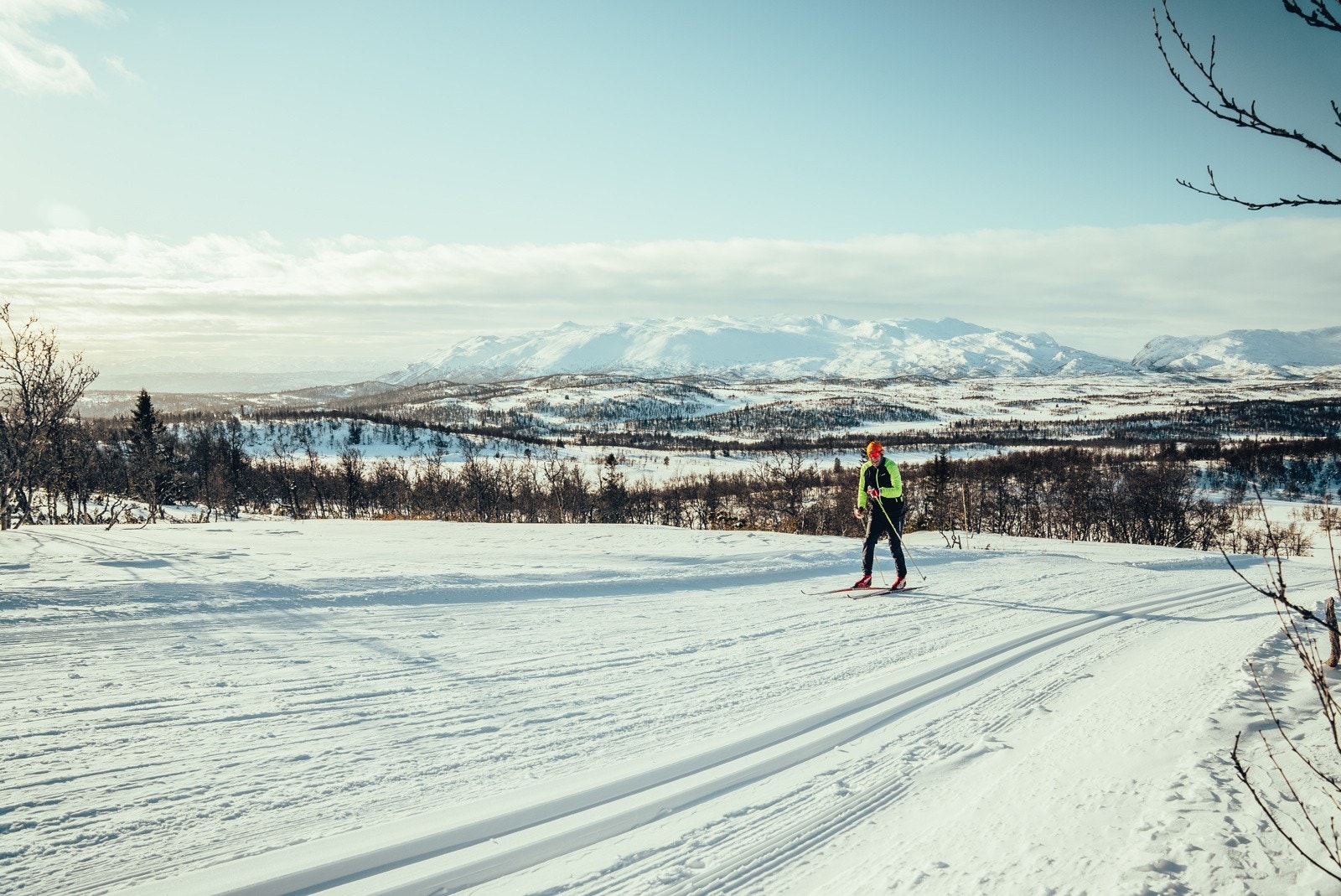 Skiløypa inn til Silkedalen. Fra hytta har man tilgang til 150-250 km med skiløyper Galleribilde