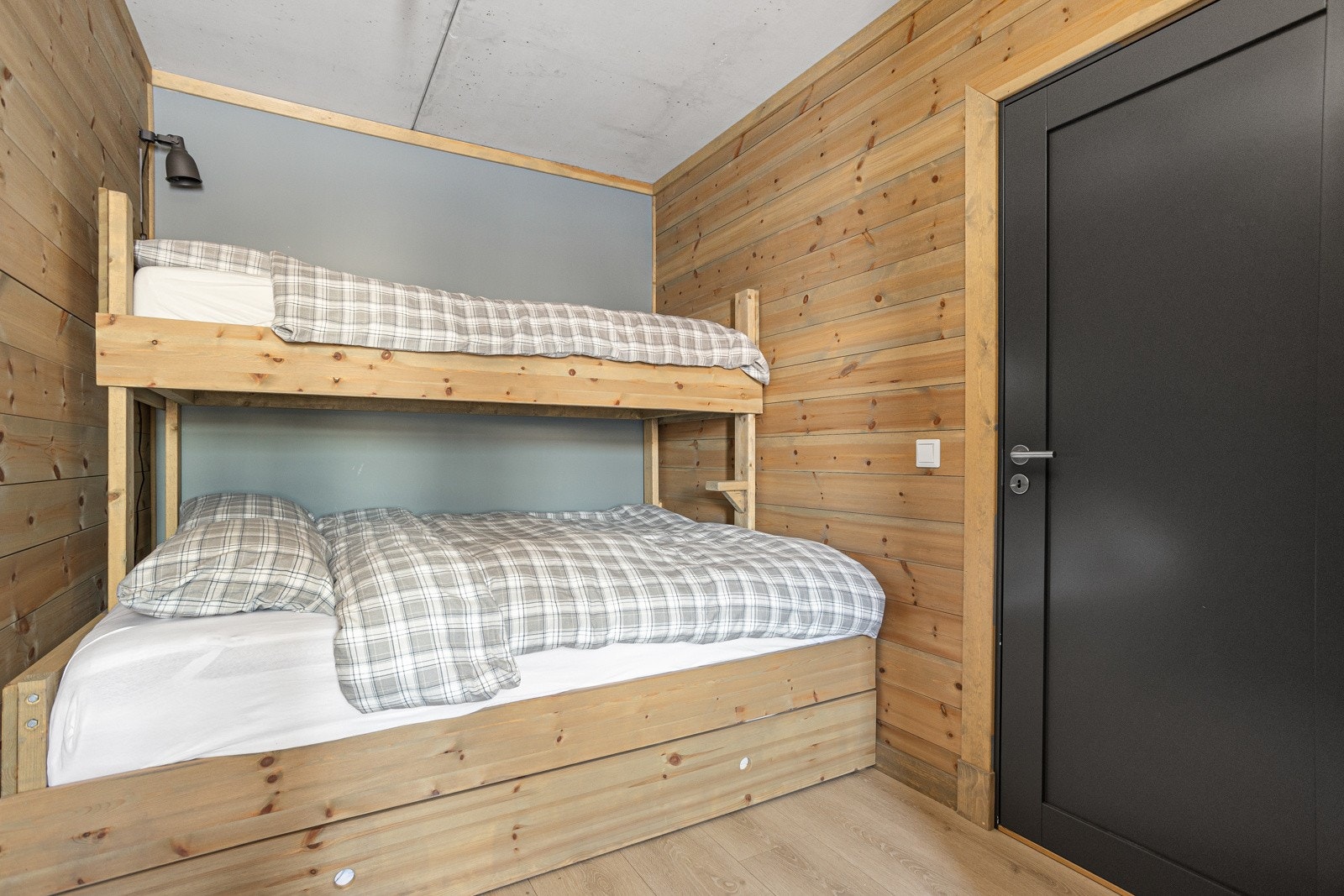 Underetasjen har 3 gode soverom Galleribilde