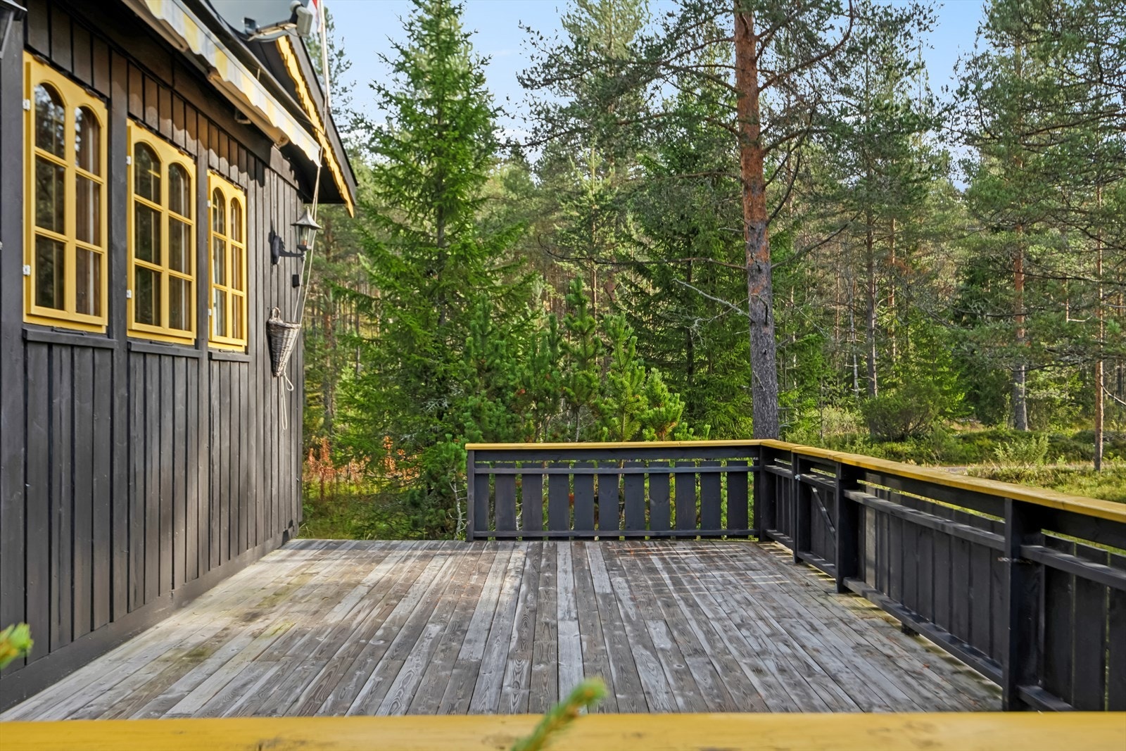 Stor solrik terrasse Galleribilde