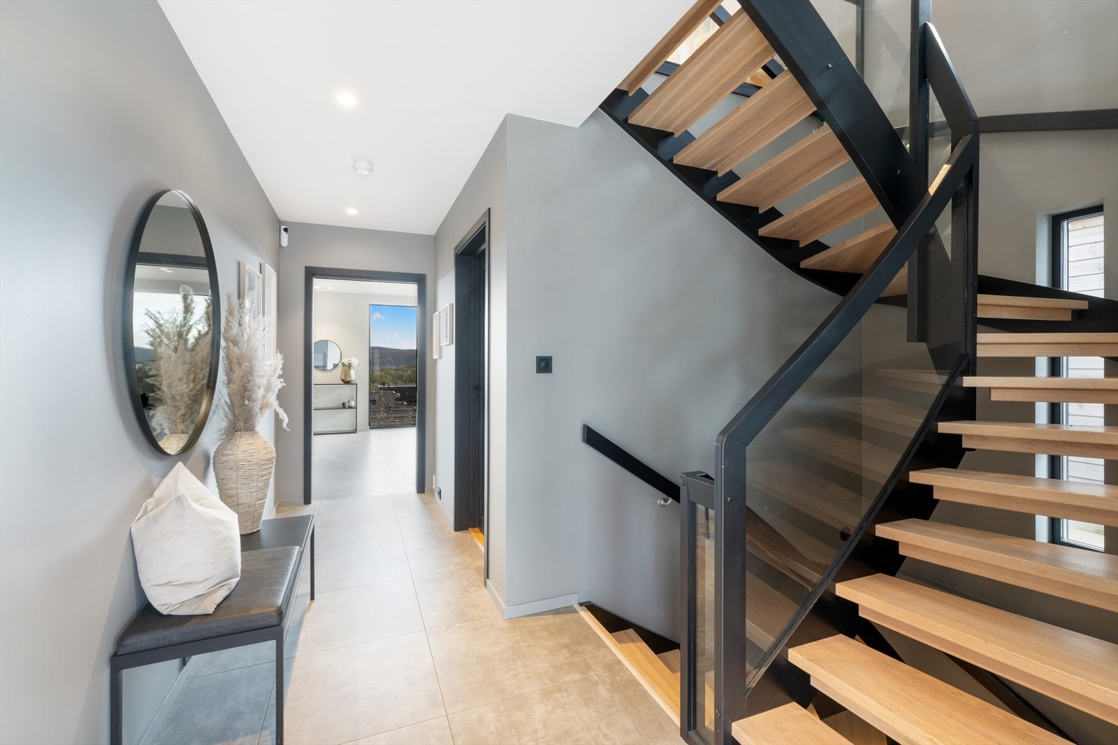 Videre opp til boligens 2. etasje Galleribilde