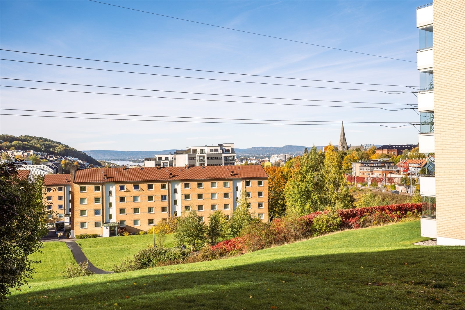 Hverdagslogistikken er enkel med Rema 1000 kun 5 minutters gange unna. Galleribilde