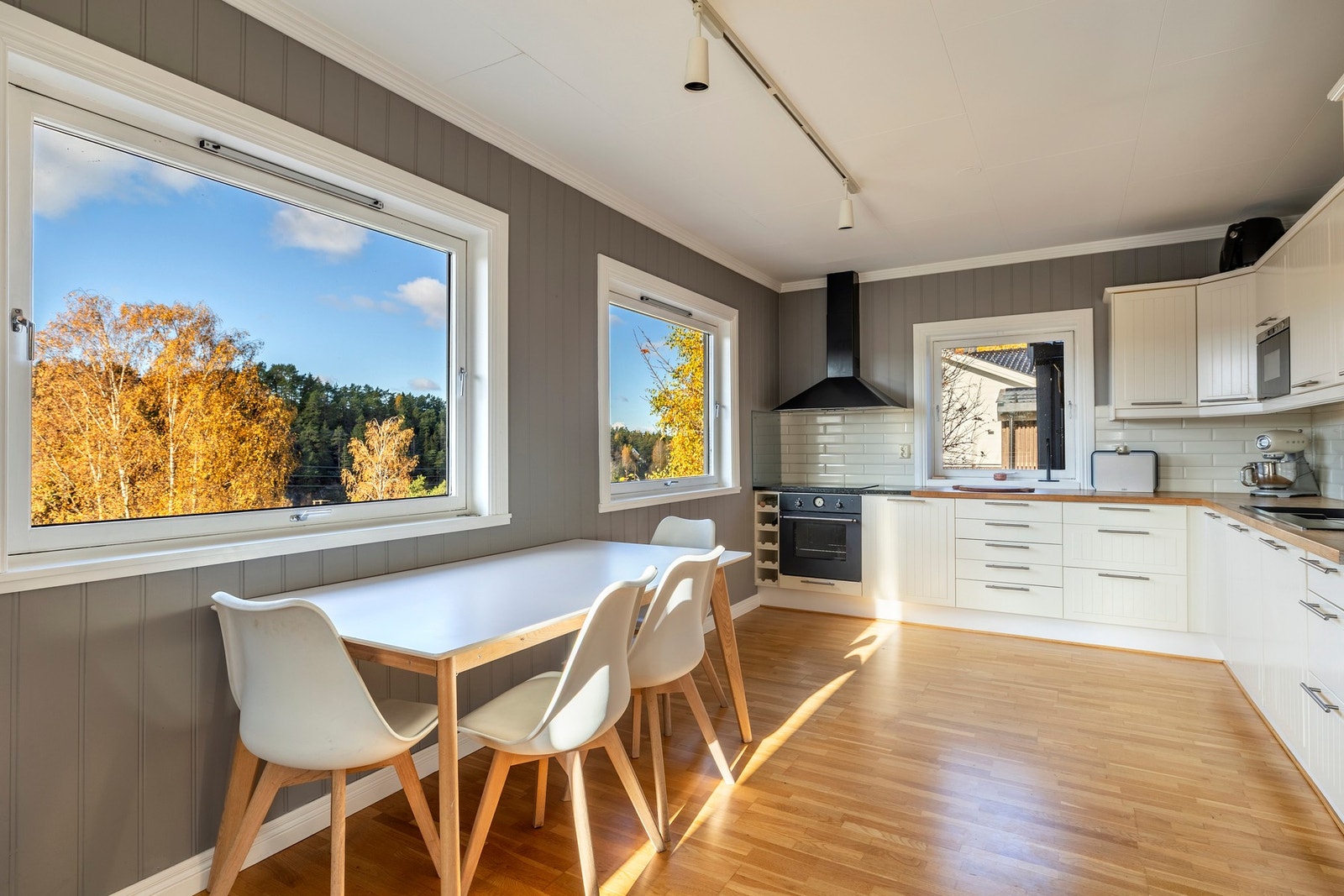 Kjøkken med IKEA innredning fra 2011 Galleribilde