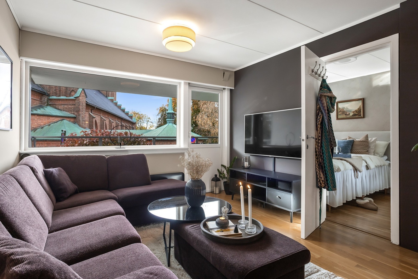 Her er det vindusflater som gir godt med naturlig lys. Galleribilde