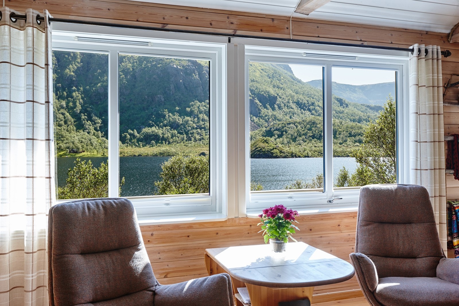 Utsikt fra stuevinduet Galleribilde