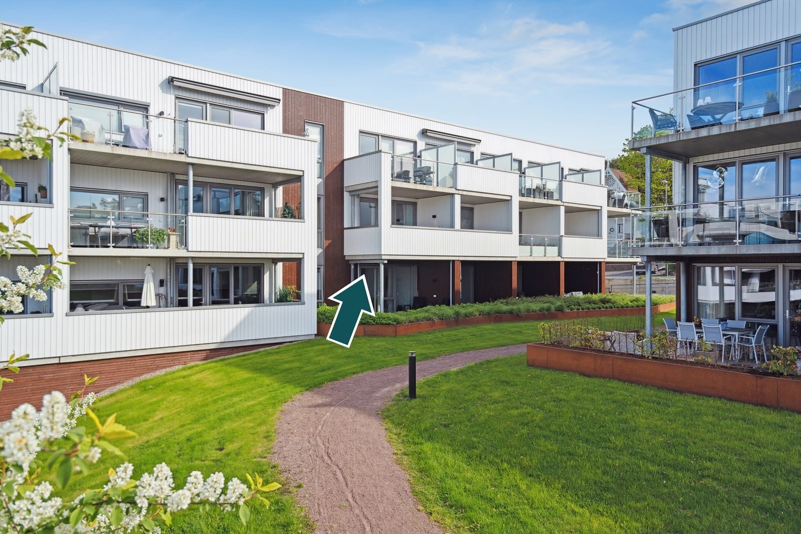 Dette er en gjennomført og lekker leilighet på Husøy Havn! Galleribilde