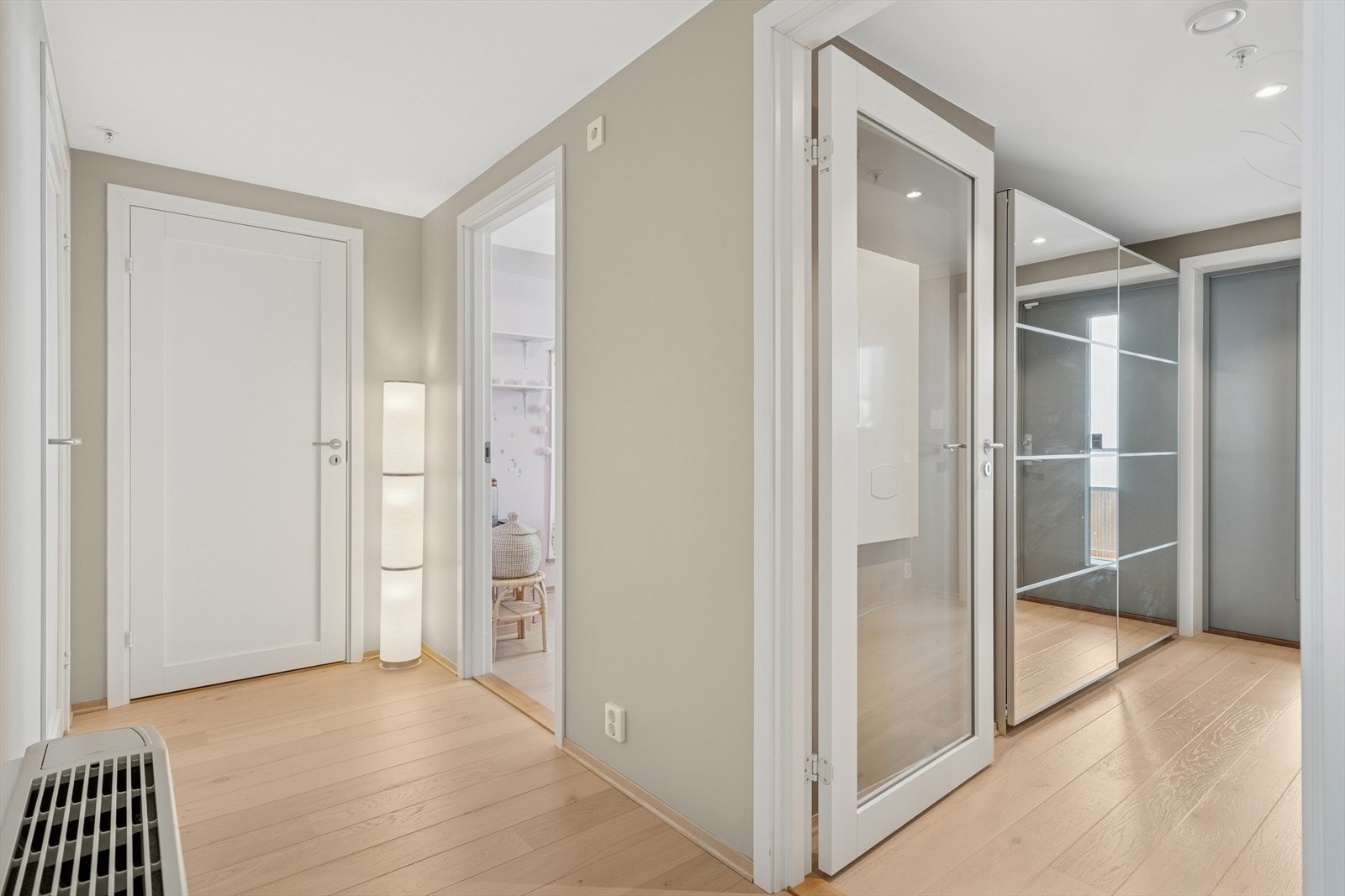 I enden av gangen er det teknisk rom/bod. Galleribilde