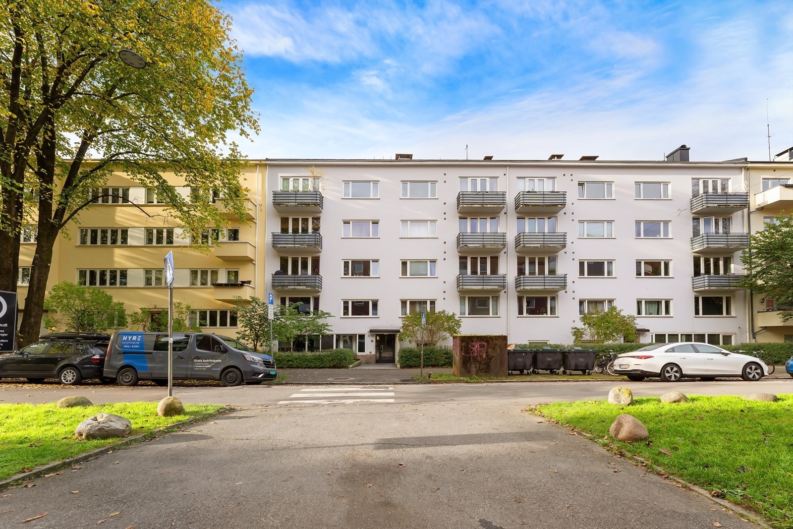Laura Gunderesens gate har meget god beliggenhet med kort vei til det meste av byens fasiliteter, som daligvare, shoppinggater, kafeer og restauranter. Galleribilde