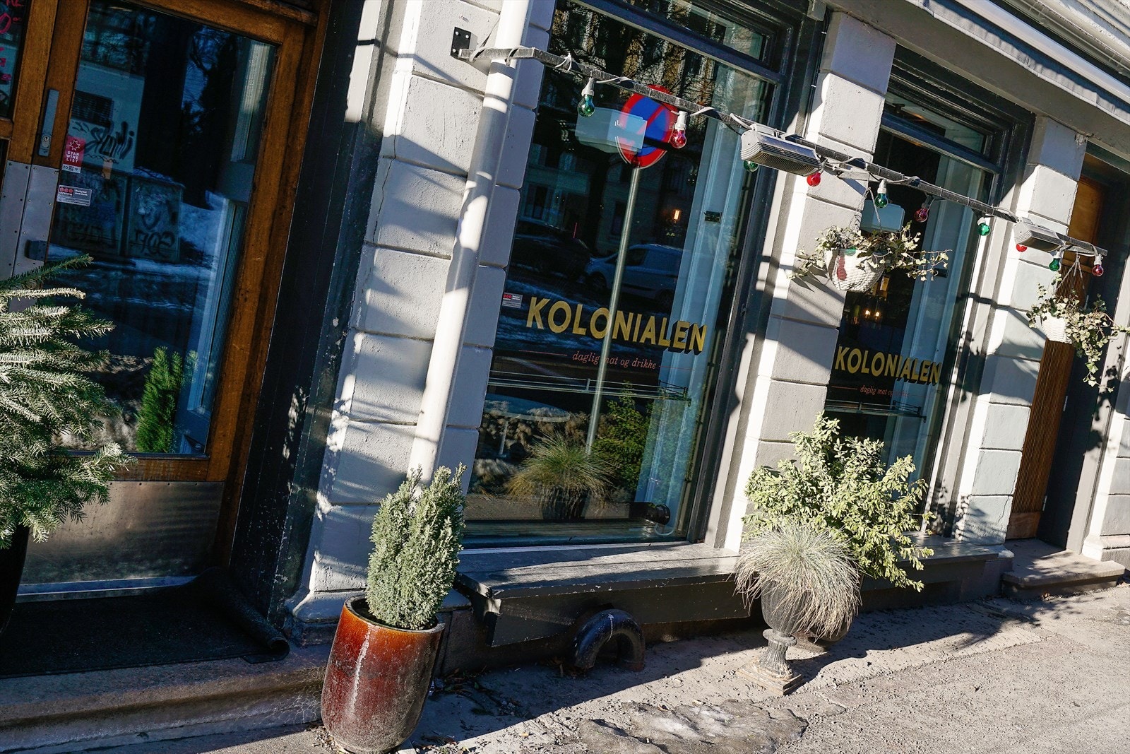 Mange hyggelige kaféer og restauranter i området. Her Kolonialen på Bislett. Galleribilde