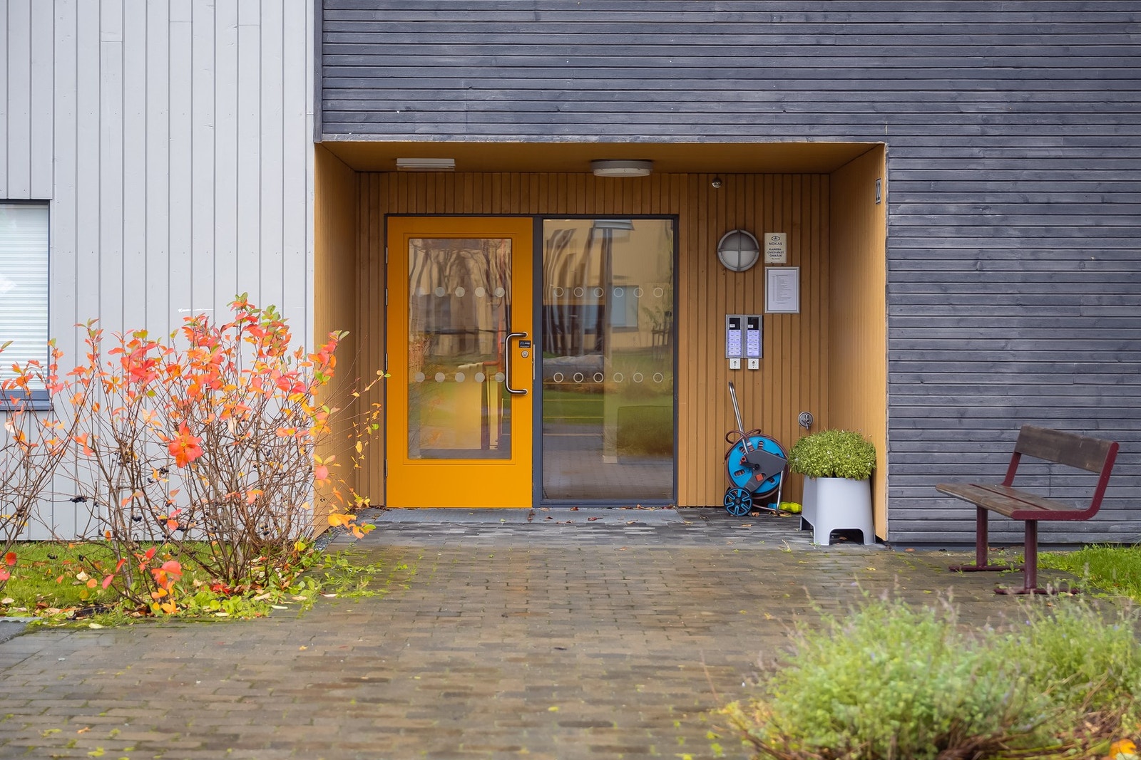 Adkomst er via trapperom og heis. Galleribilde