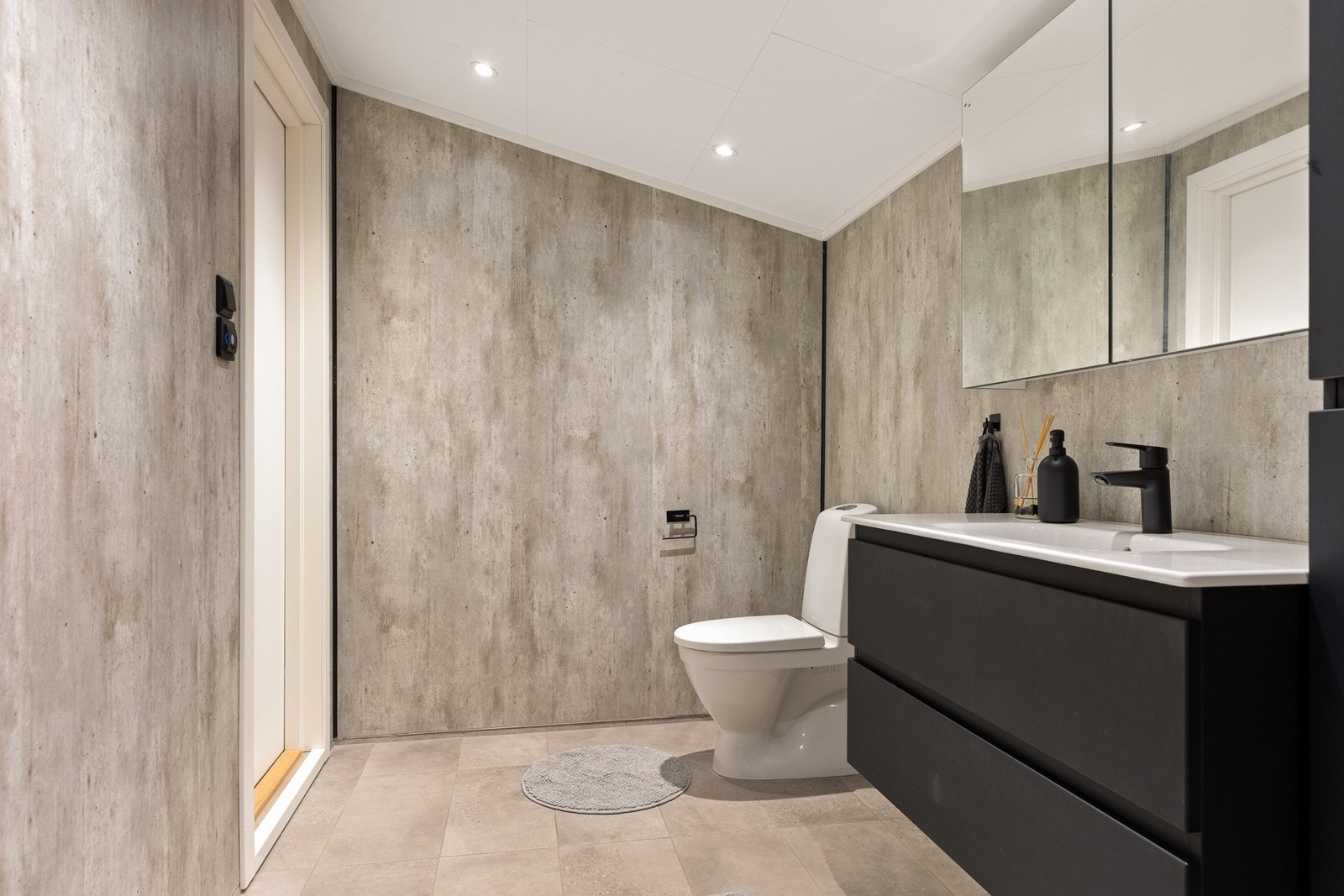 Det er downlights i taket. Galleribilde