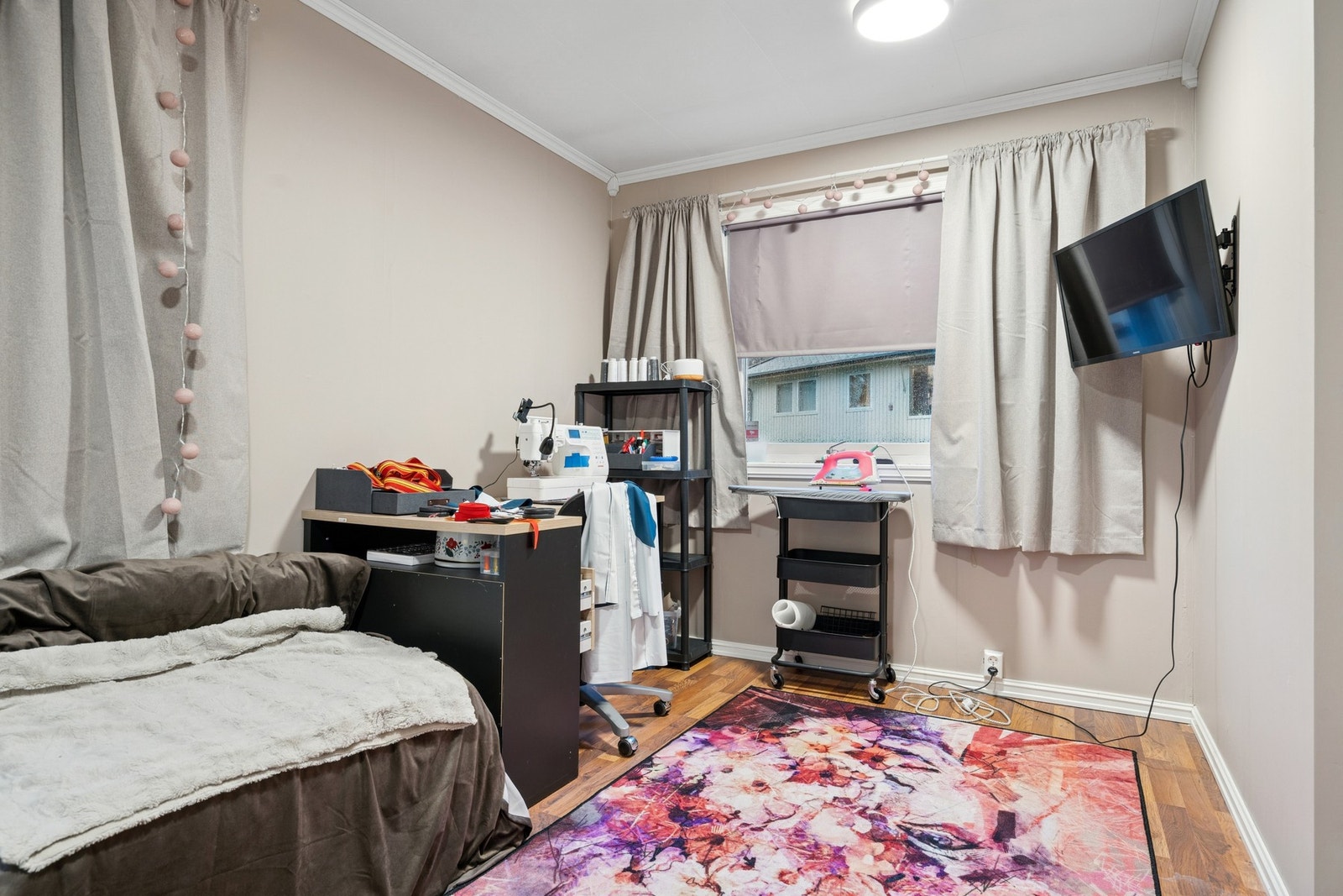 Soverom 1 (tidligere to mindre soverom, nå slått sammen til ett) Galleribilde