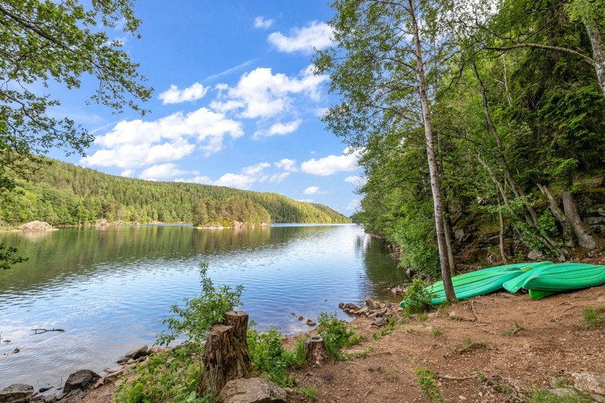 Lutvann byr på flere bade- og bålplasser Galleribilde