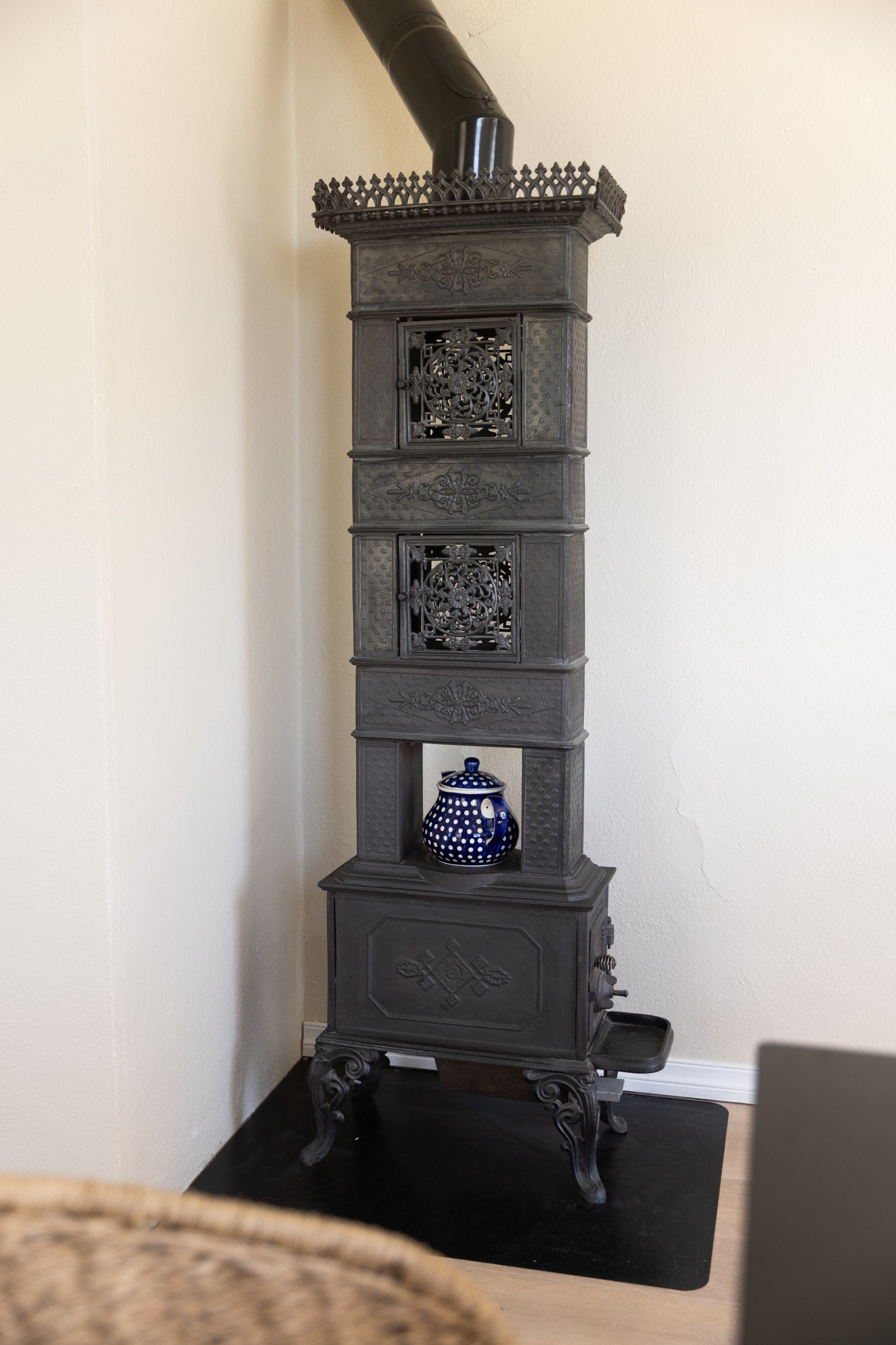 Boligens klassiske detaljer er ivaretatt Galleribilde