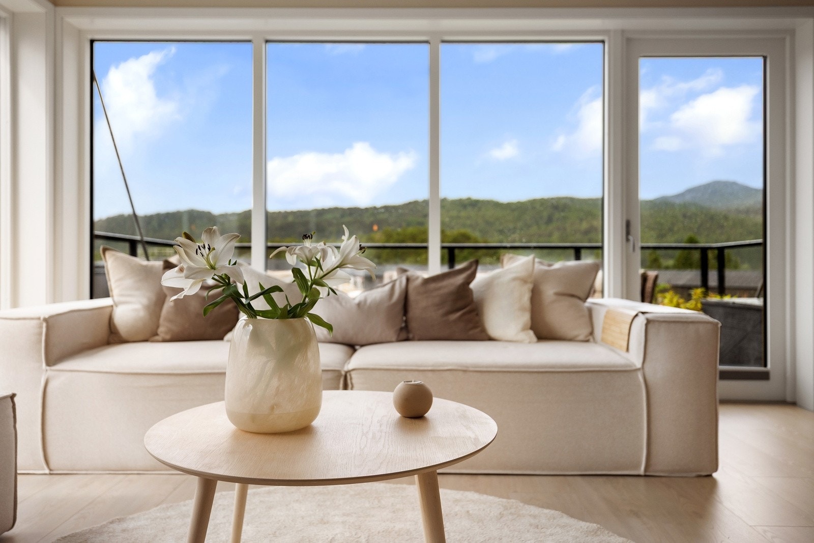 Solskjerming i vinduene medfølger Galleribilde