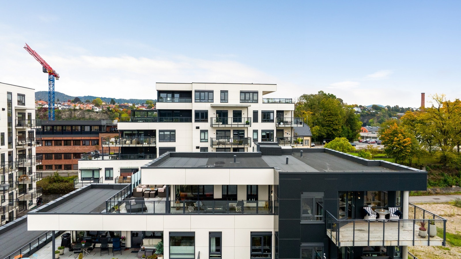 PrivatMegleren v/Morten Kvelland har gleden av å presentere Klosterhagen 31A - Toppleilighet på Klosterøya med gode solforhold og ca. 80 kvm terrasse Galleribilde