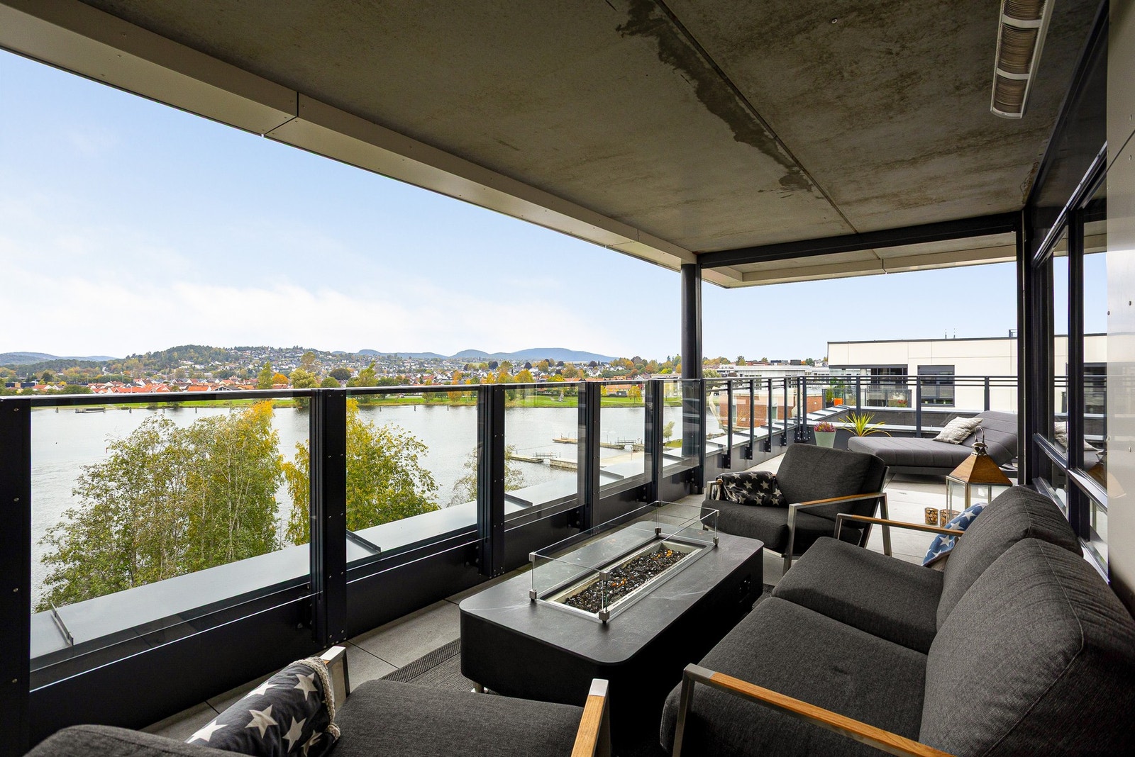 Her er rekkverket senket til vanlig høyde Galleribilde