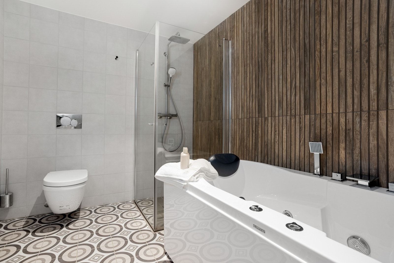 Elektriske varmekabler i gulv Galleribilde