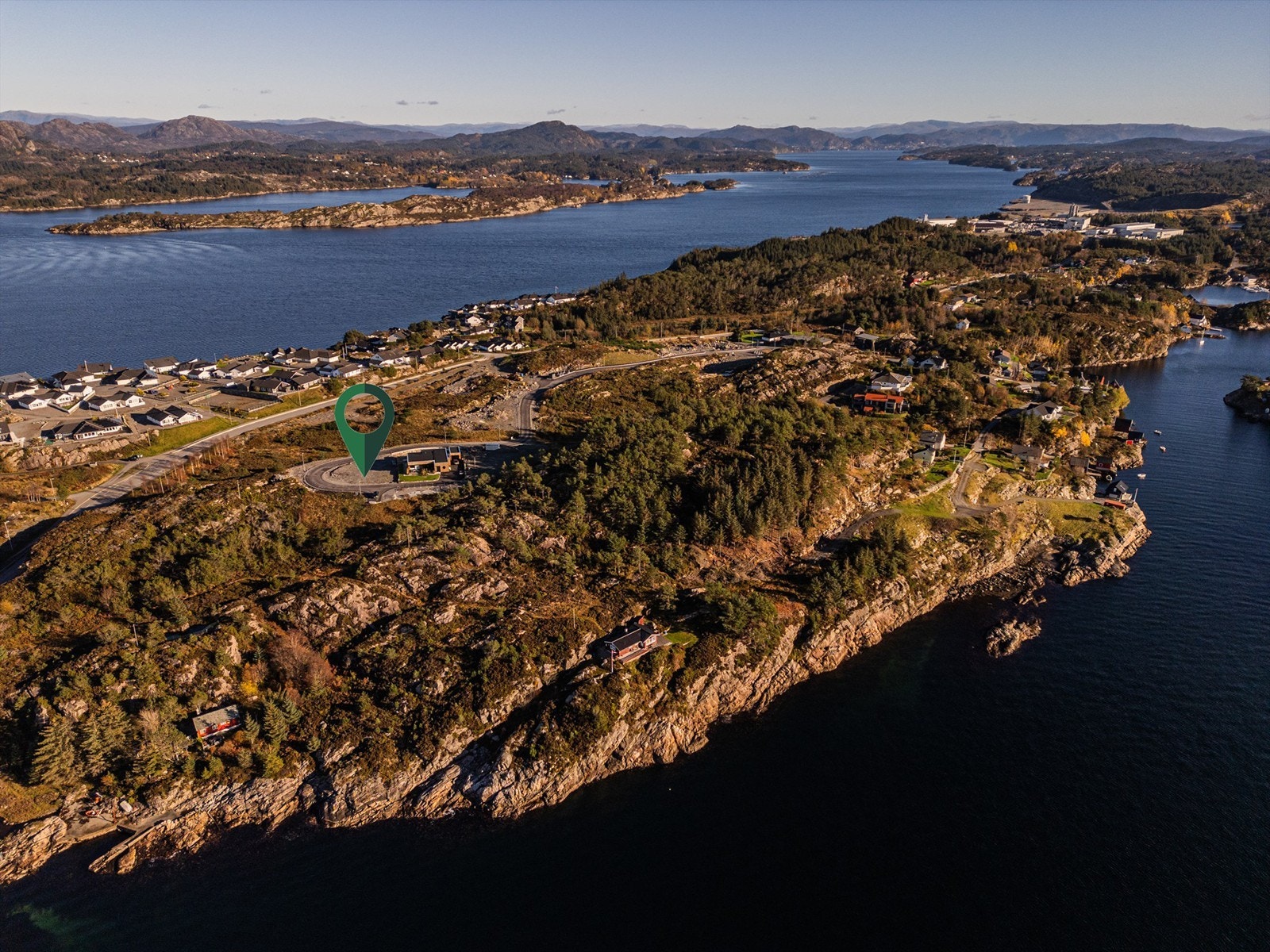 Pil indikerer tomt. Galleribilde