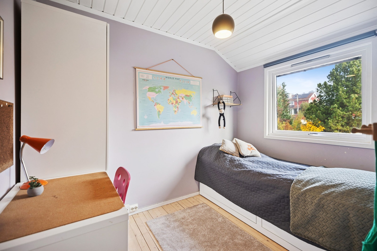 Boligen har to rom som egner seg perfekt som barnerom Galleribilde