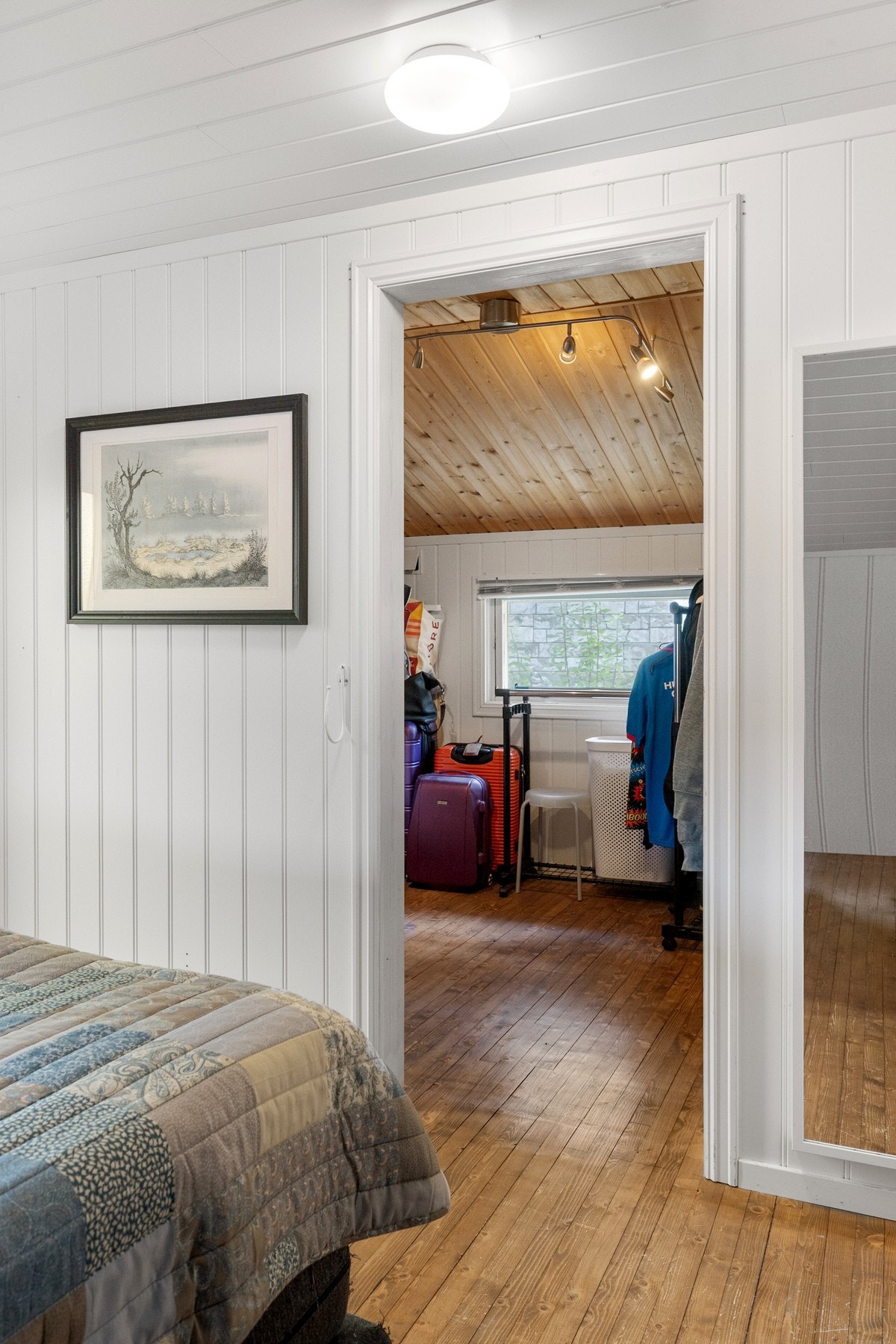 Soverommet er på 12 kvm og har egen walk-in-closet på 6 kvm Galleribilde