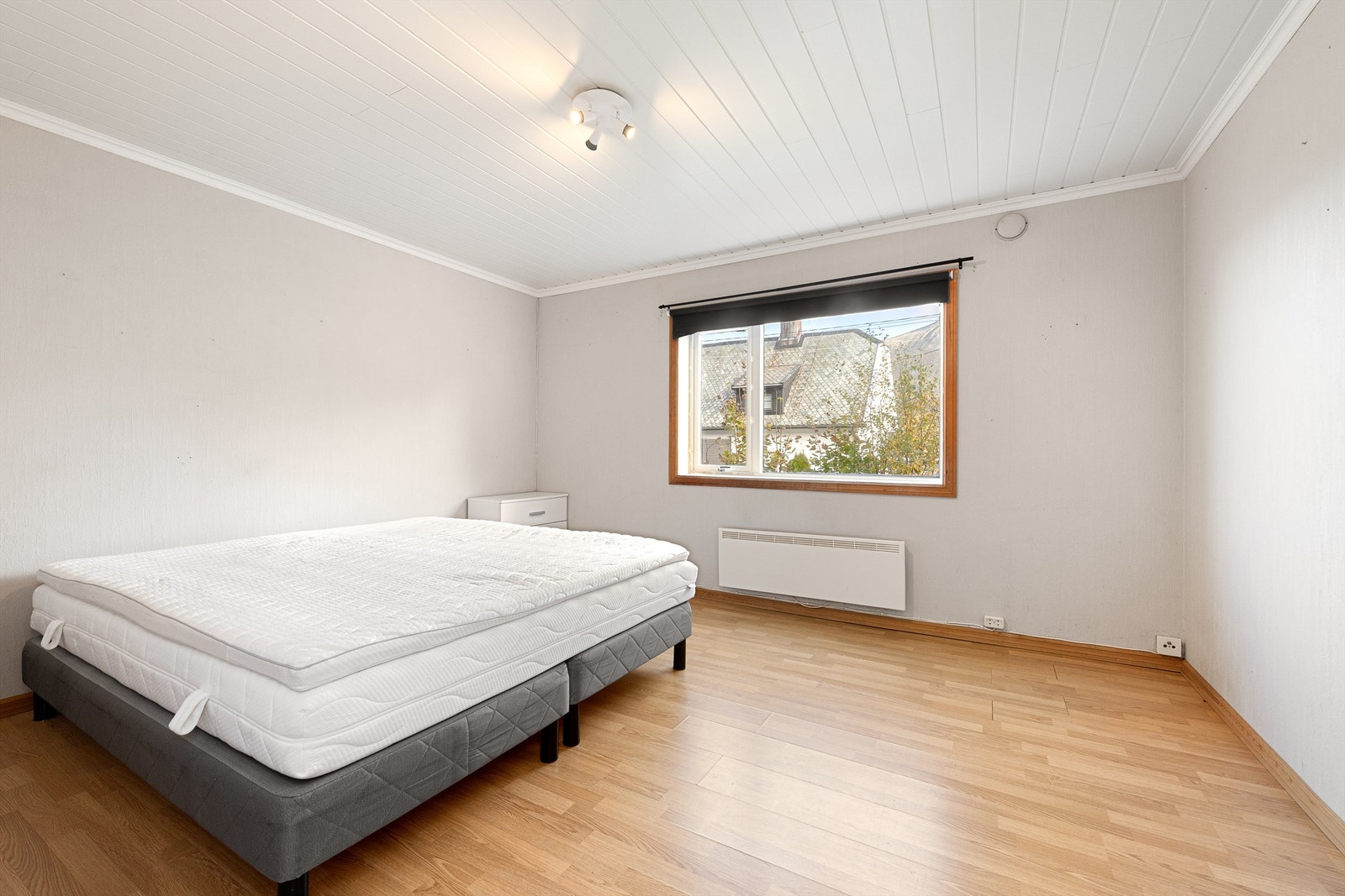 Soverom i sokkeletasjen Galleribilde