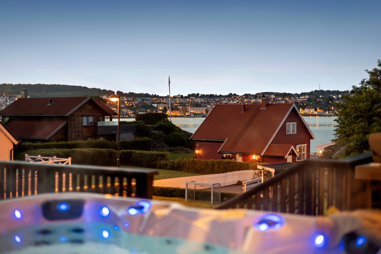 JUcuzzi med utsikt Galleribilde