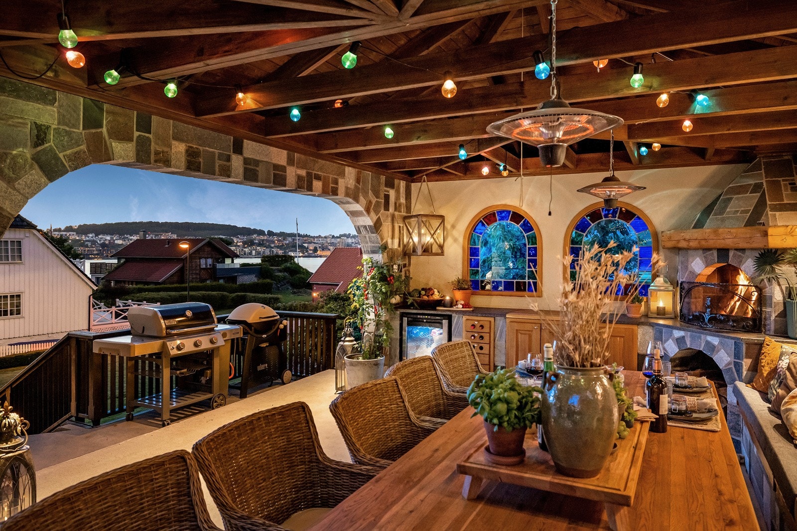 Sommerstuen blir brukt til både hverdag og fest Galleribilde