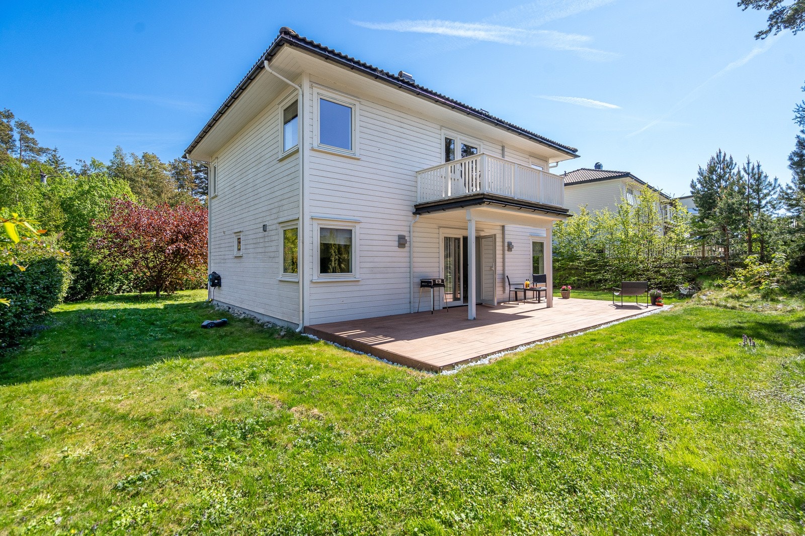 Bygget i 2014 og fremstår som pent holdt og moderne innredet Galleribilde