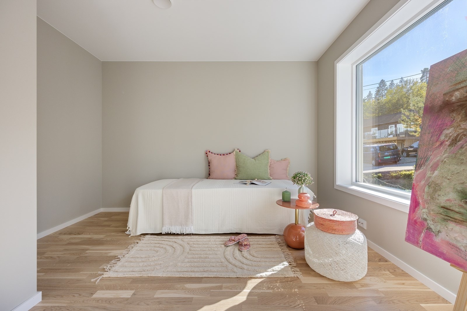 Soverom to er også av god størrelse og har plass til seng og garderobeløsning. Galleribilde