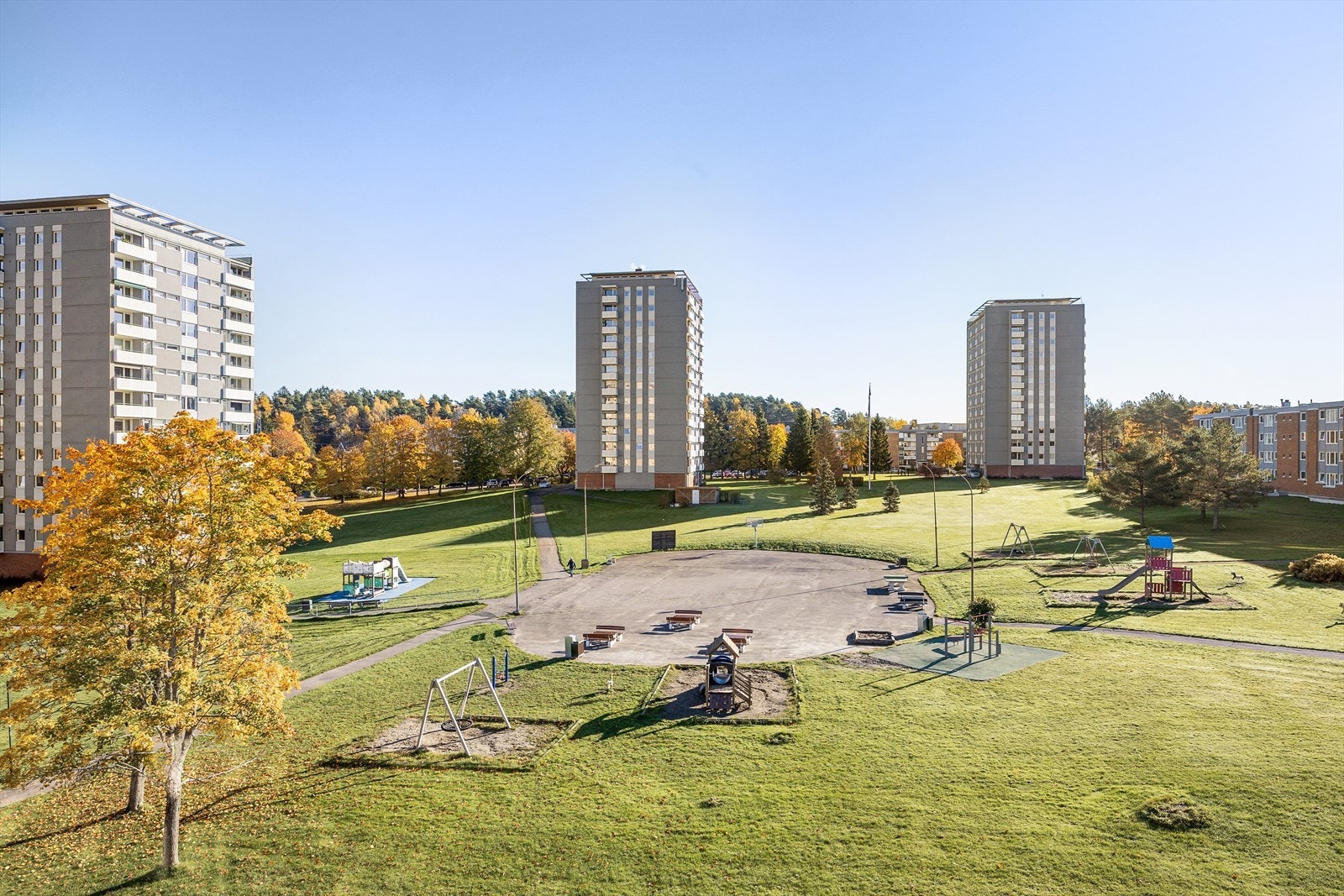 Her bor du i et veldrevet borettslag i grønne omgivelser på Manglerud. Galleribilde
