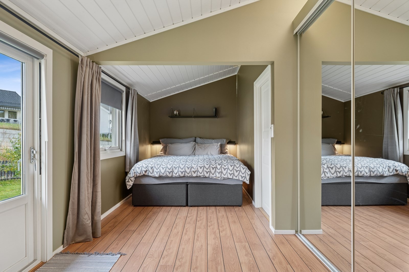 Soverom I Galleribilde