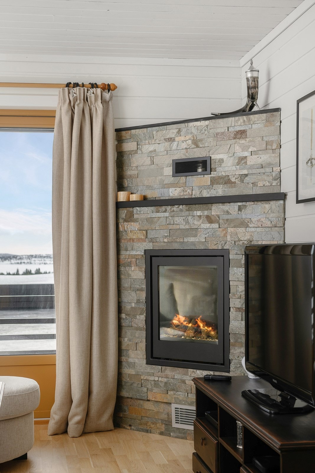 Gasspeis tilkoblet felles anlegg. Forbruk er inkludert i fellesutgiftene. Galleribilde