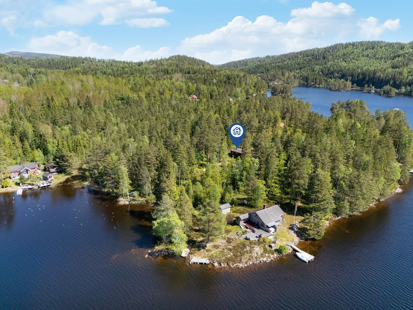 Området kan by på flotte naturopplevelser hele året - her er det mulighet for fotturer i et stort utvalg av turstier eller fisketurer på Kilevannet. Galleribilde