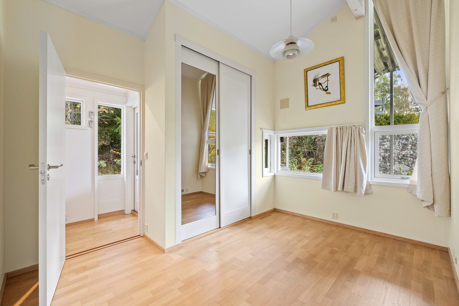 Soverom 2 - 1.etg. Galleribilde