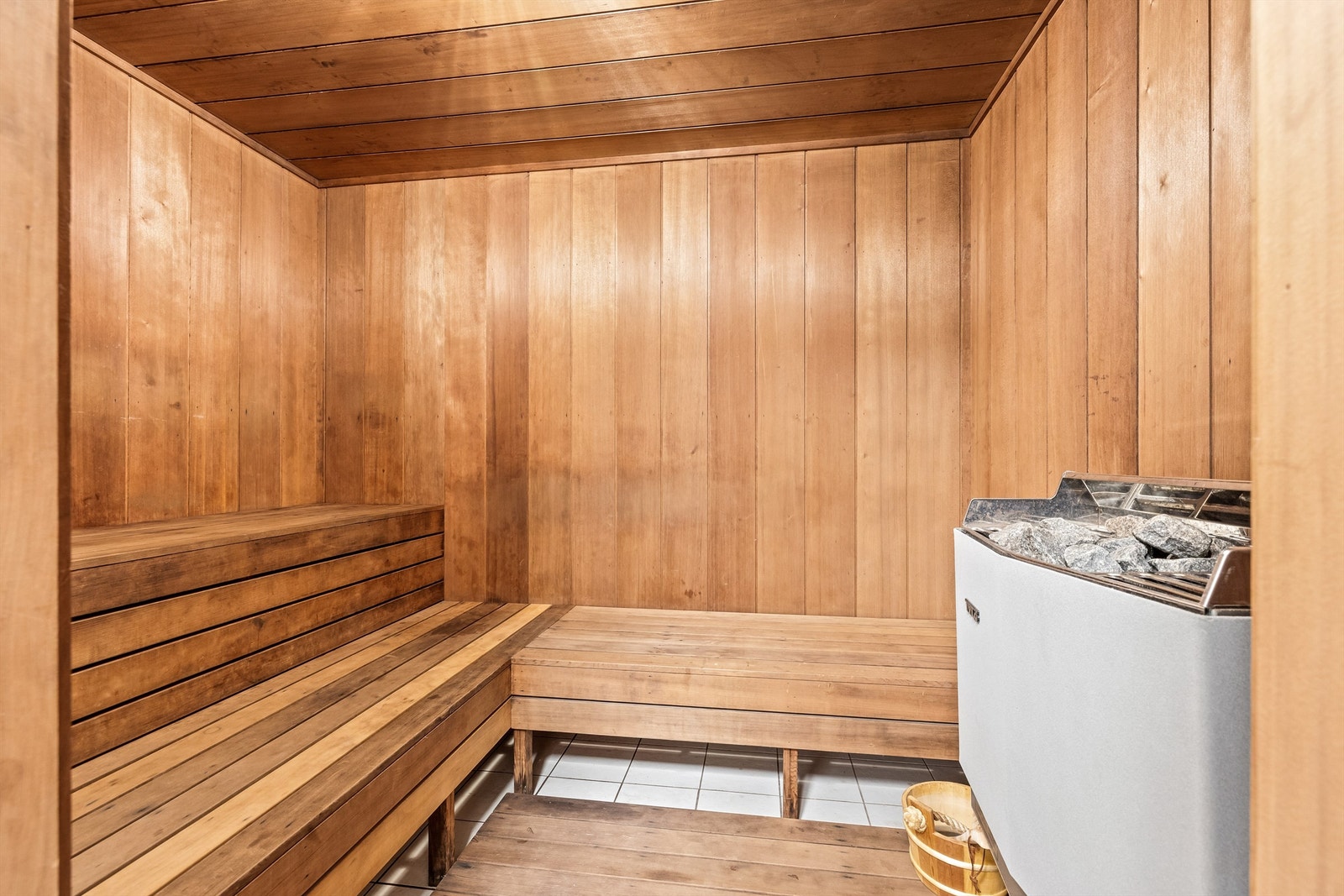 Badstue - Ideelt for velvære i hverdagen Galleribilde