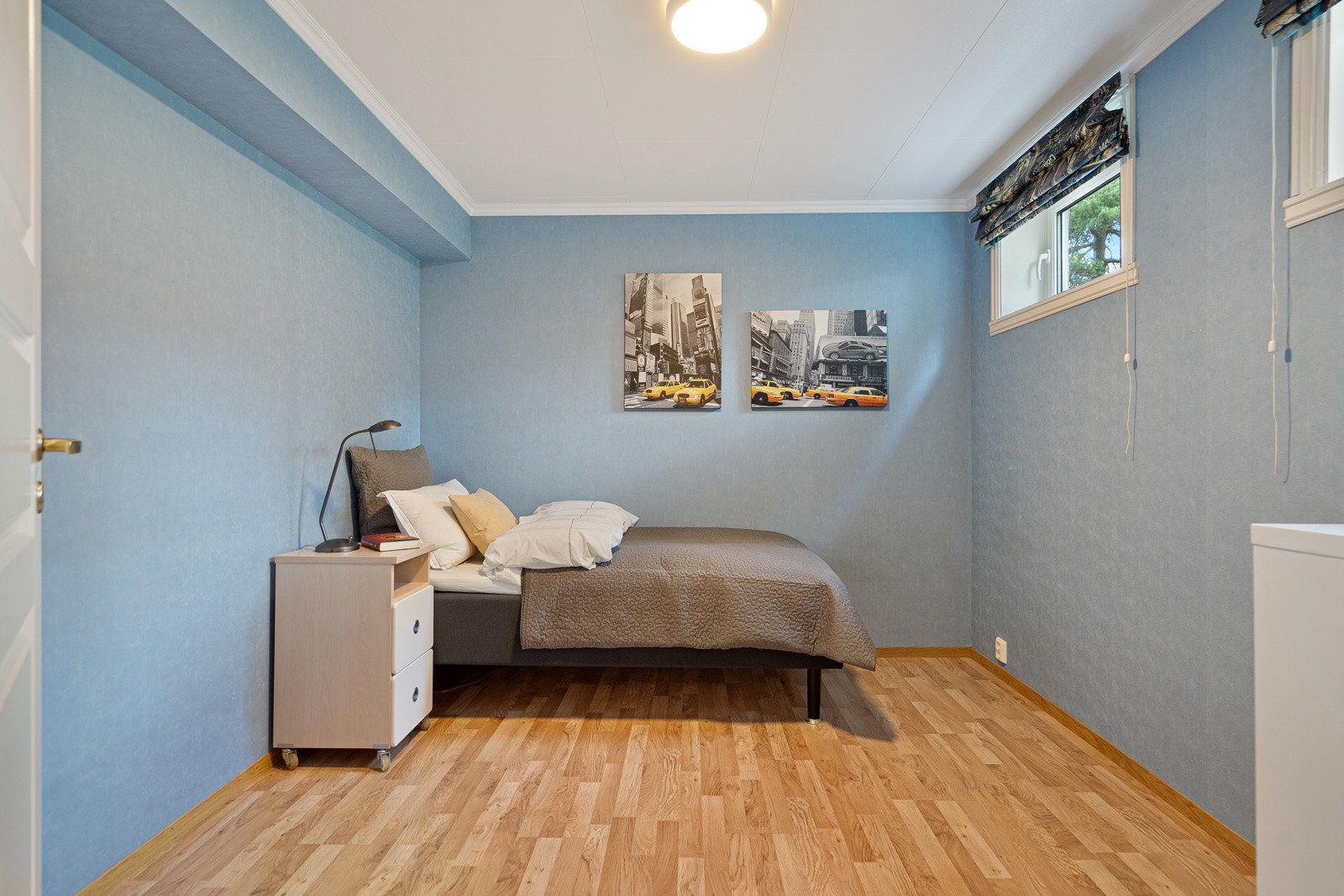 Soverom nr 2 (rommet er ikke omsøkt fra bod, og tilfredstiller ikke krav til rømning) - rommet har vært i bruk som soverom i alle år Galleribilde